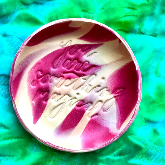 Swirl Tray